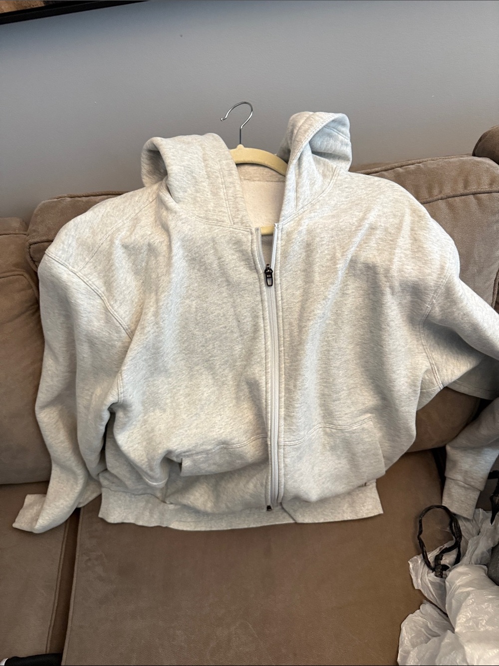 lululemon athletica Men's Light Heather Gray Full-Zip Hoodie